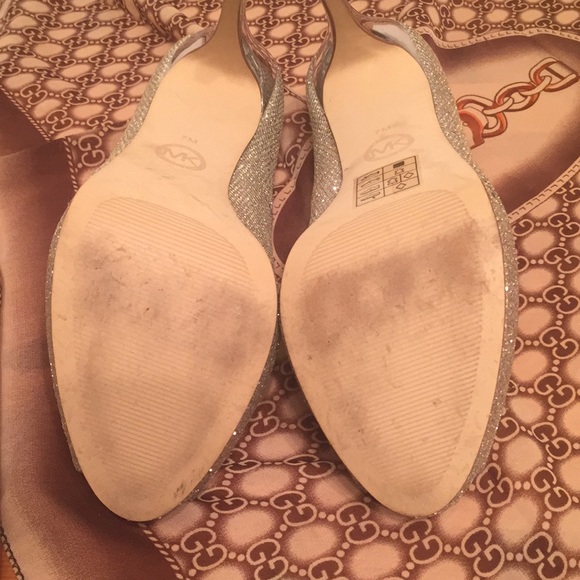 Michael Kors Platinum Glitter Peep Toe Heels - Picture 5 of 8